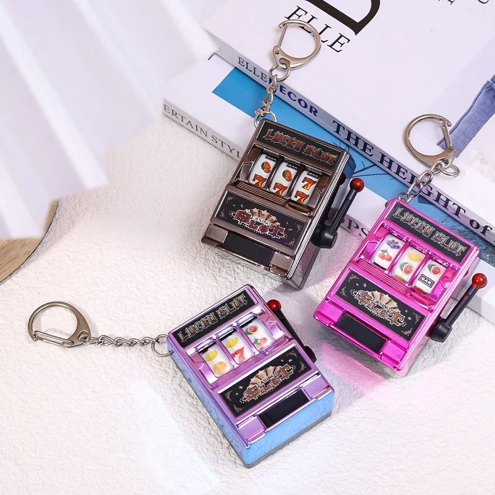 Retro Stress Reliever Keychain - Fruit Slot Machine 评论和价格